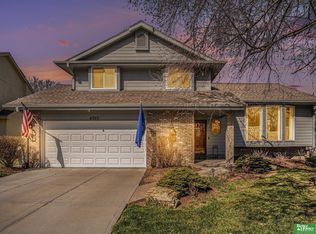 4360 S 151st St, Omaha, NE 68137