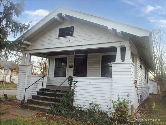 2nd image of 1500 Superior Ave