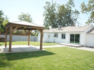 16437 Tupper St, North Hills, CA 91343
