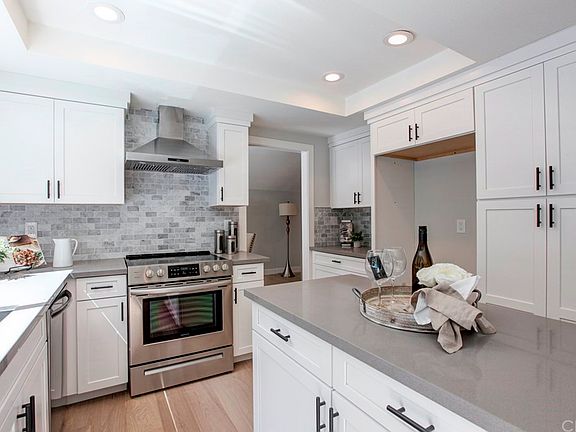 2nd image of 25222 Pradera Dr
