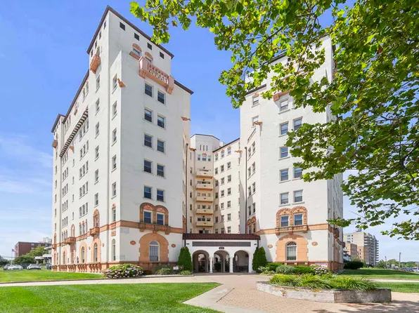 400 Deal Lake Dr APT 7H, Asbury Park, NJ 07712