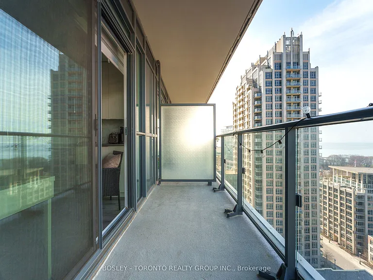 38 Iannuzzi St #2002 — Photo 35