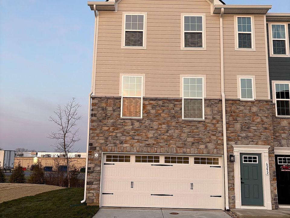 2nd image of 6292 Chelsea St