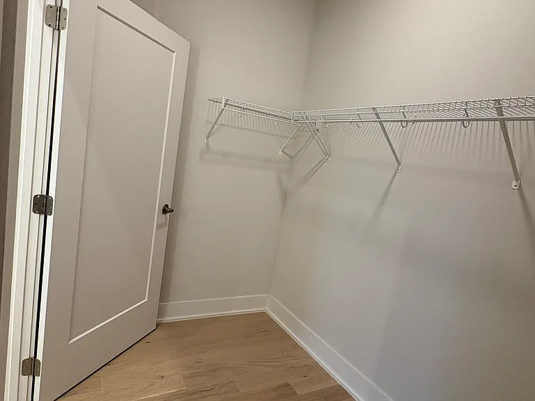 701 Swann Ave #605 — Photo 16