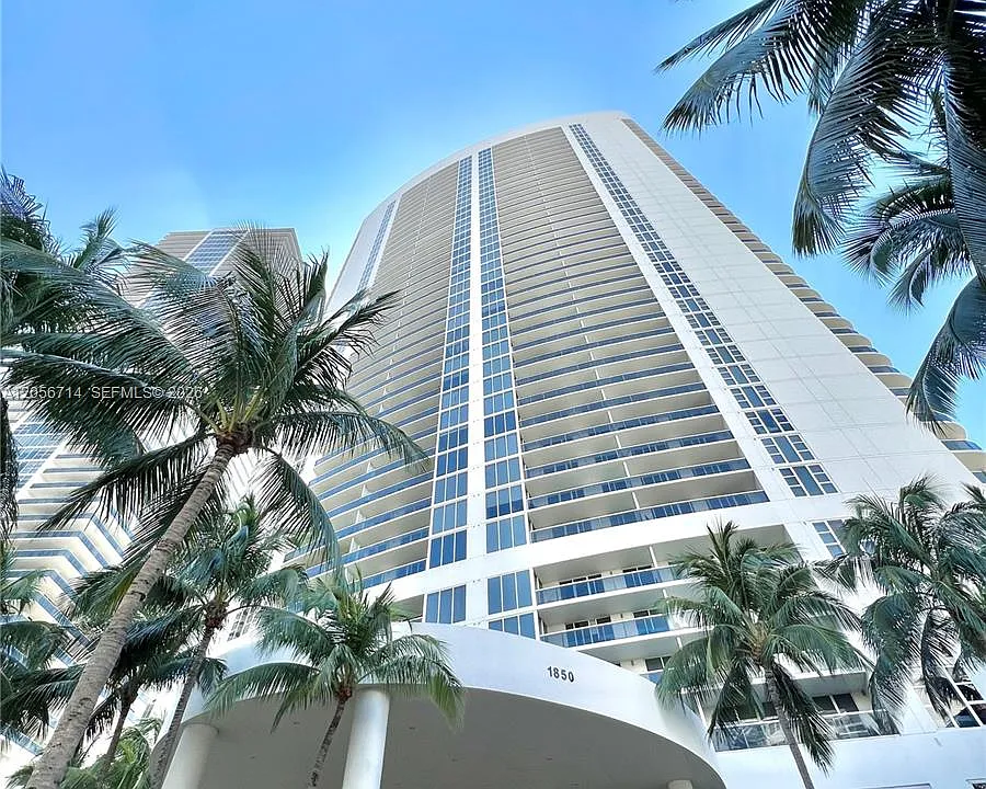 1850 S Ocean Dr #2204