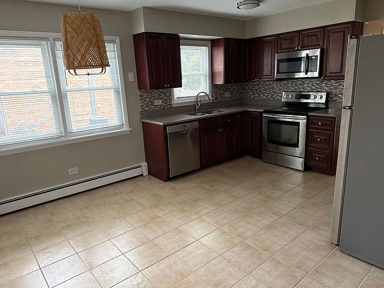 16W780 57th Ct — Photo 22
