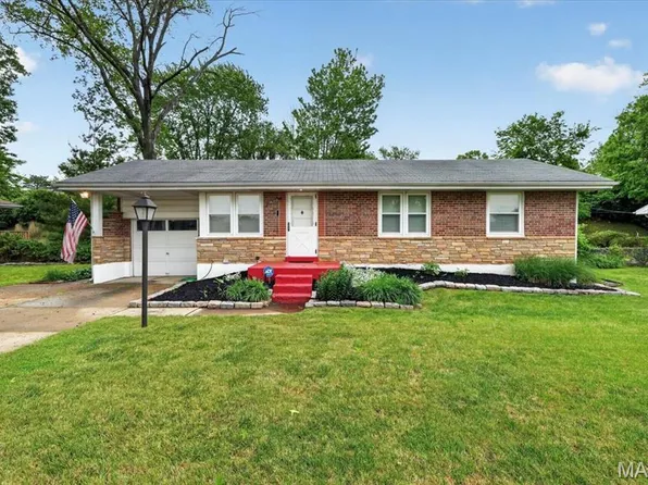 10312 Seaton Dr, Saint Louis, MO 63137
