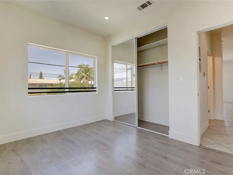 6821 Agnes Ave — Photo 5