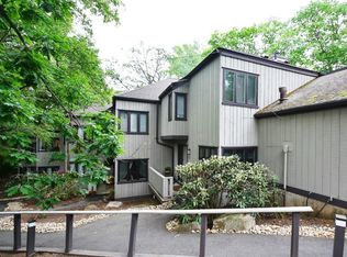 5 Talcott Ridge Rd UNIT D, Farmington, CT 06032