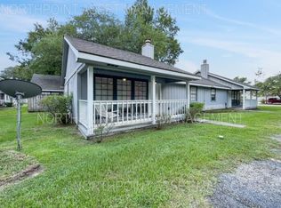323 Cedarwood Dr, Mandeville, LA 70471