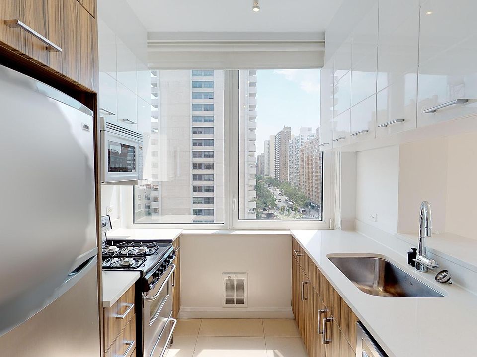 1st image of 775 Columbus Ave APT 10F