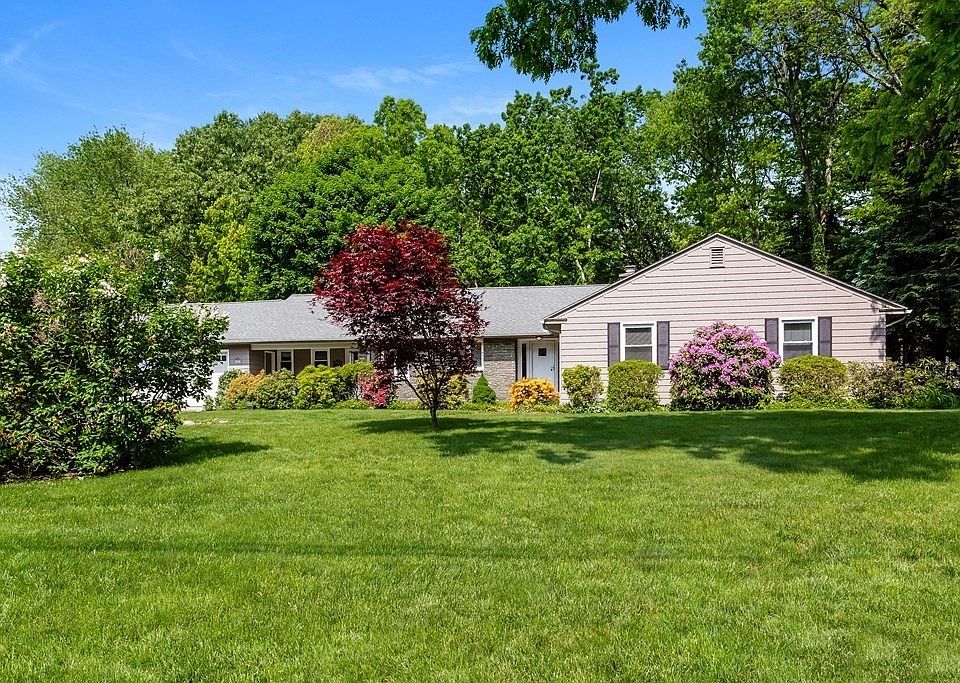 1st image of 88 Ridge Rd