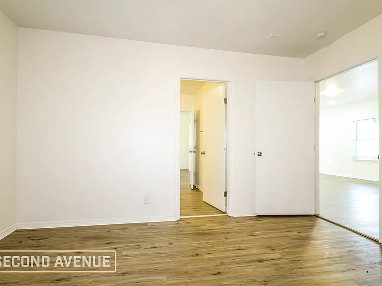1521 S Blackwelder Ave — Photo 10