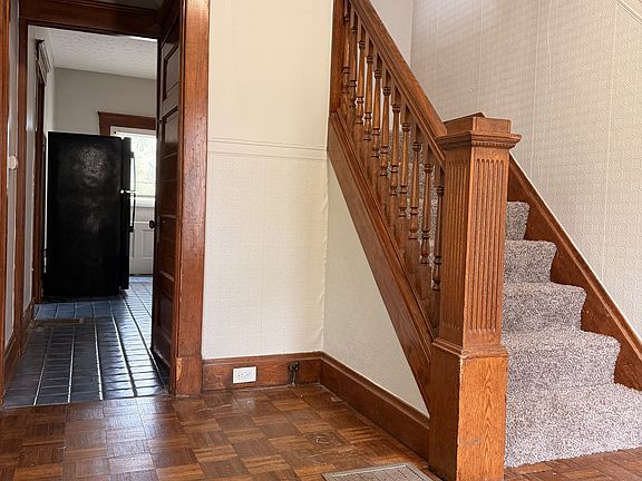 2nd image of 1740 Minion Ave