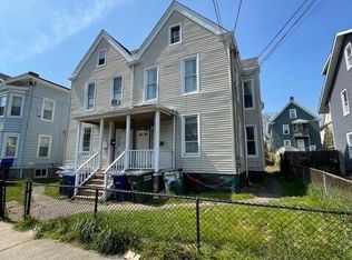 382-388 Gregory St, Bridgeport, CT 06604