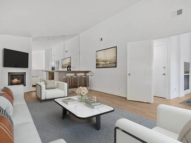 8 Aspen Way — Photo 4