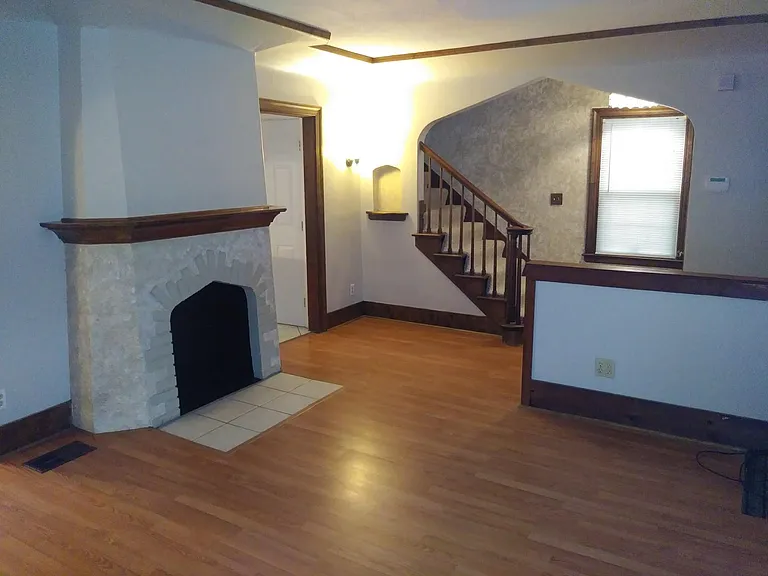 4345 Lowe Rd — Photo 5