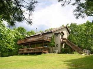 33 Adrienne Ln, Saugerties, NY 12477