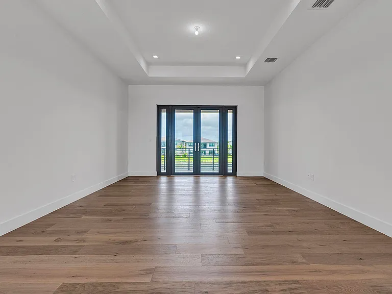 9523 Riverside Park Dr — Photo 27