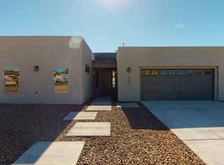 3021 Cheyenne Dr, Las Cruces, NM 88011