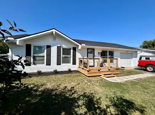 110 E School St, New Holland, OH