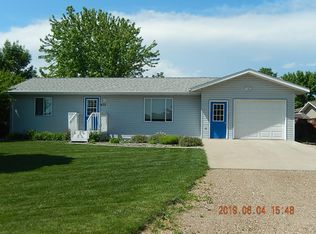 405 Scotts Ln, Chamberlain, SD 57325