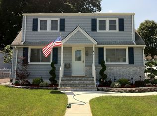 43 Overhill Rd, Belleville, NJ 07109