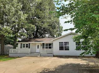 130 Cottontown Sq, Leighton, AL 35646
