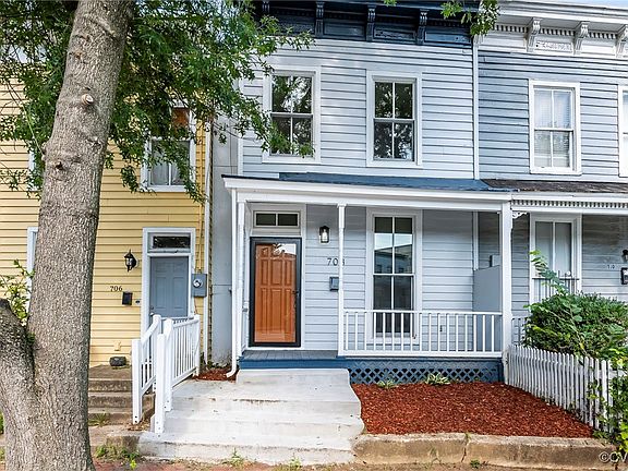 2nd image of 708 W 23rd St
