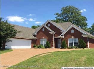 1248 Cross Creek Dr E, Hernando, MS 38632