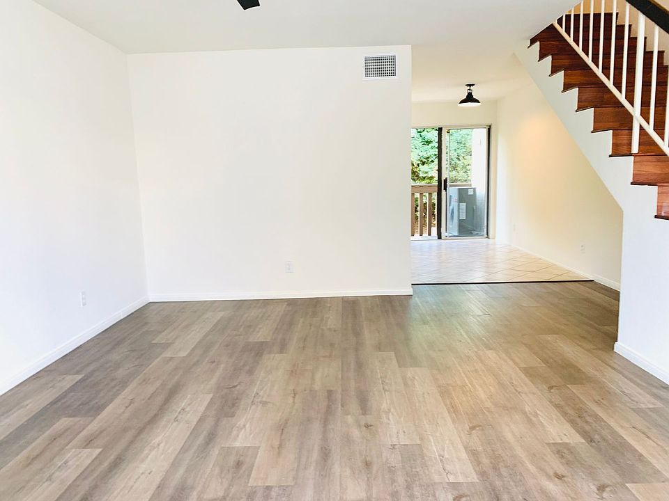 1st image of 3626 Lemona Ave Unit E