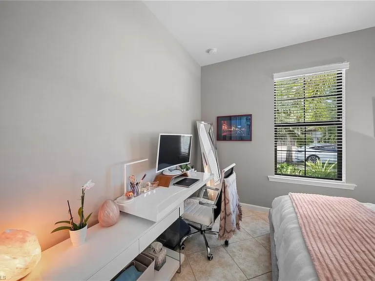 7052 Live Oak Dr — Photo 30