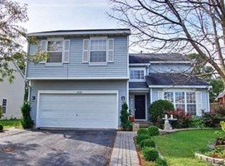 1453 Foxmoor Ln, Elgin, IL 60123