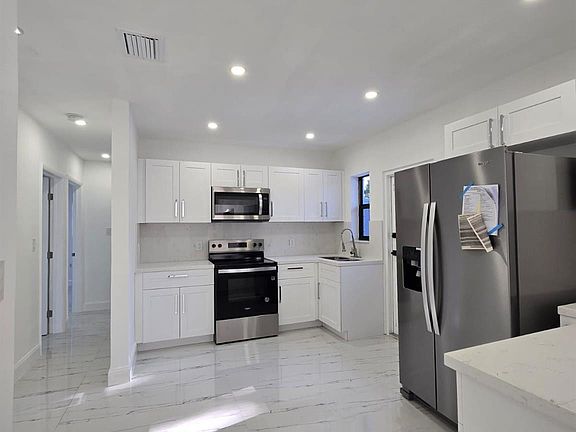 5th image of 12530 NW 22nd Avenue