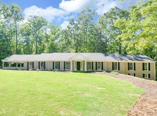 203 Hillendale Dr, Toccoa, GA 30577