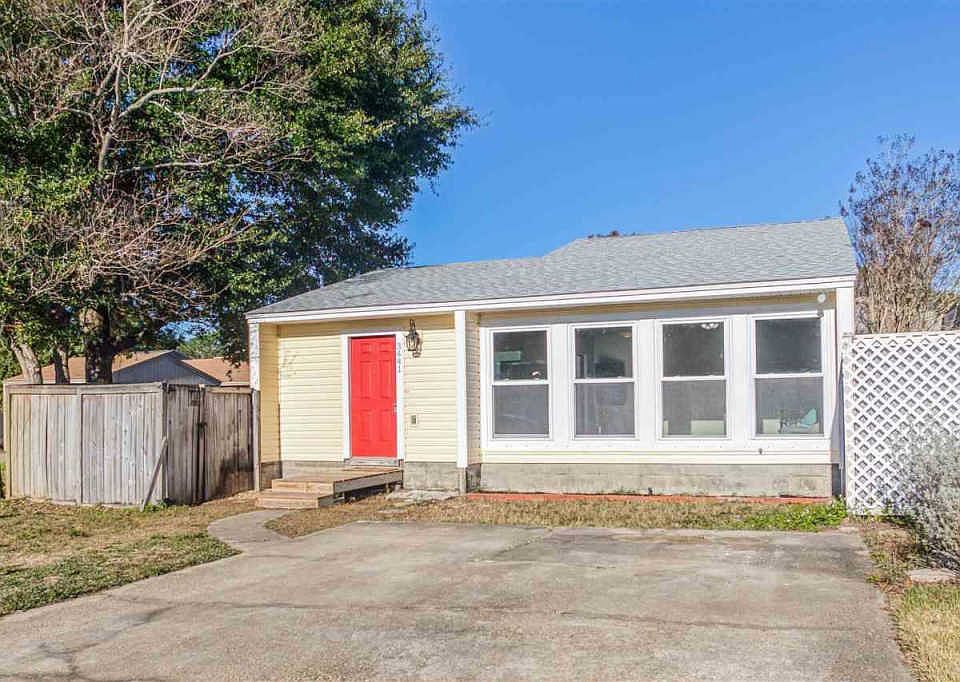 1st image of 3441 La Mancha Way