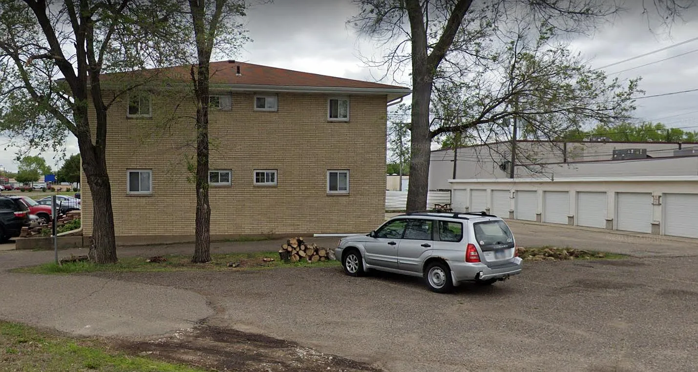2 bed, 980 sqft, $1,260 — Photo 4