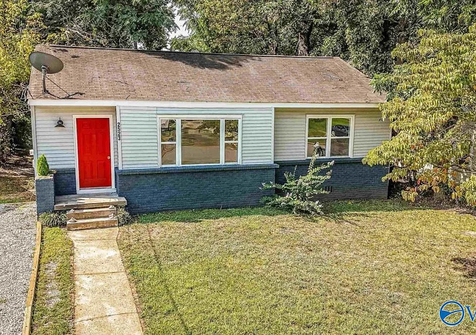 2523 Roland Rd SW