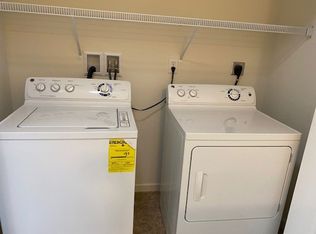 6427 Creekbend Dr, Mechanicsburg, PA 17050