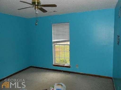 2nd image of 253 Joycliff Cir