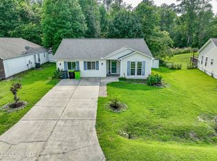 127 Luke Ct, New Bern, NC 28560