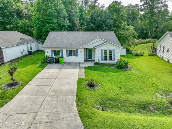 127 Luke Court, New Bern, NC 28560