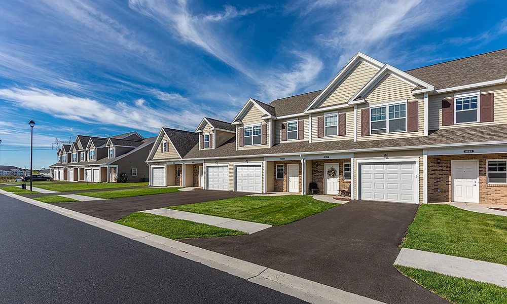 Woodland Acres Townhomes — Photo 1