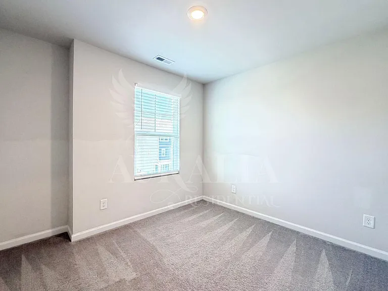 5243 Forsyth Park St — Photo 26