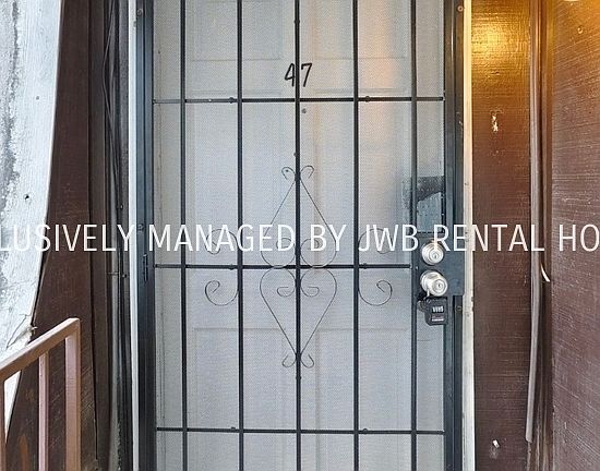 2nd image of 7201 Arlington Expy APT 47