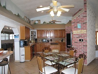 3rd image of 5725 NW 65th Ter