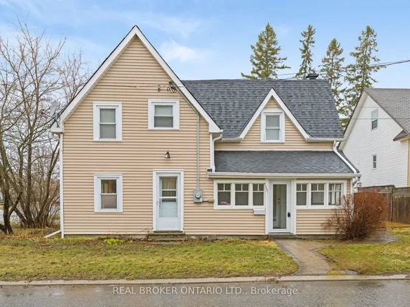 131 McDonald St, Carleton Place, ON K7C 3R4