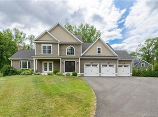 9 Winding Brook Rd, North Haven, CT 06473