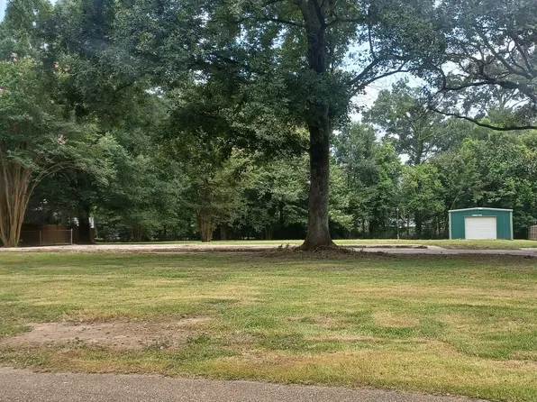 8645 Glen Ellen Dr, Baton Rouge, LA 70809