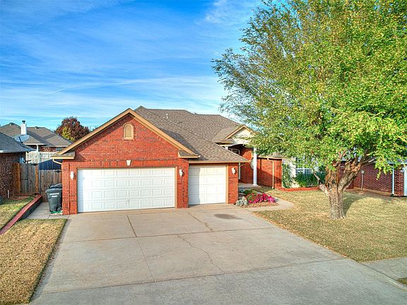 2nd image of 1809 Parkway Dr